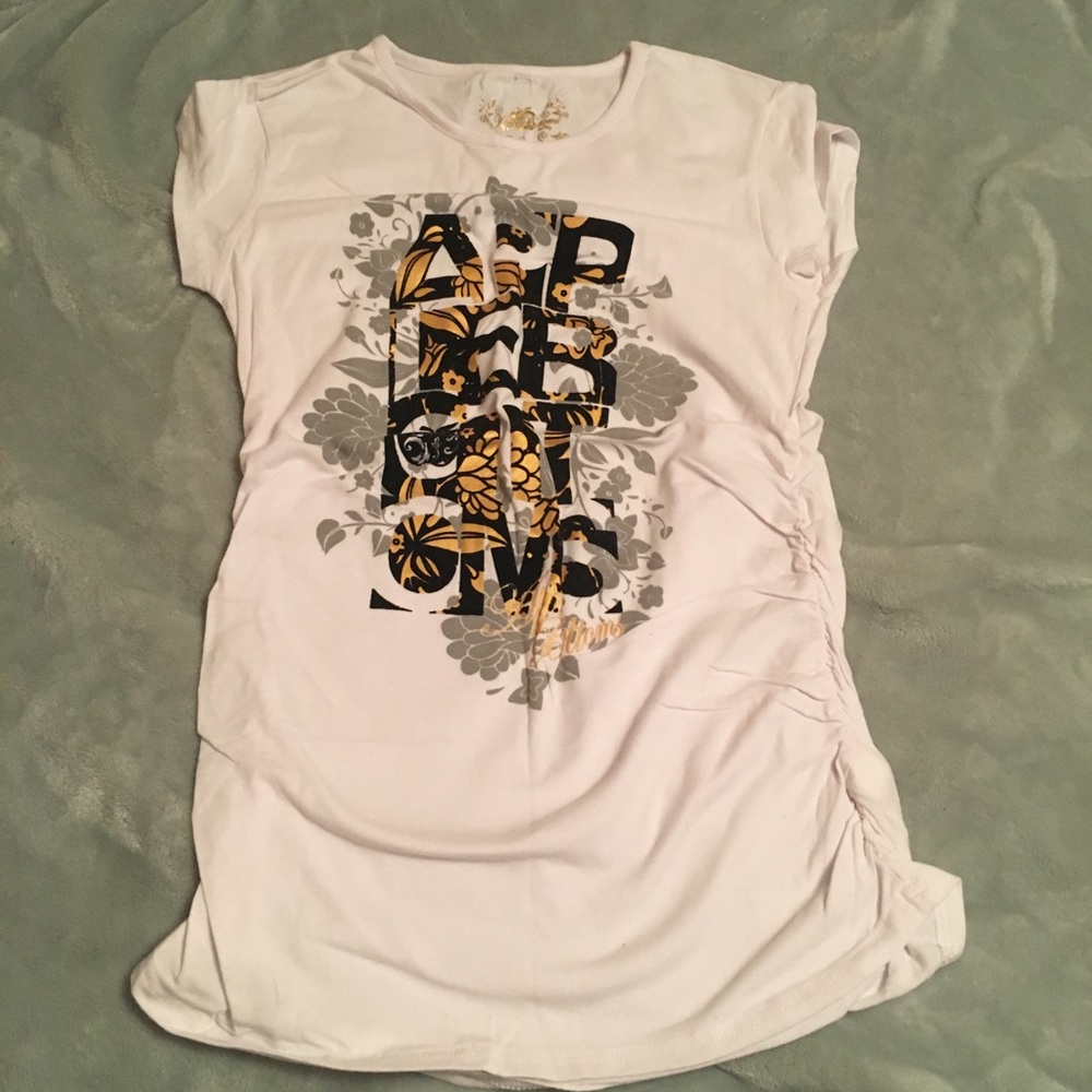 BRAND NEW size large kids top